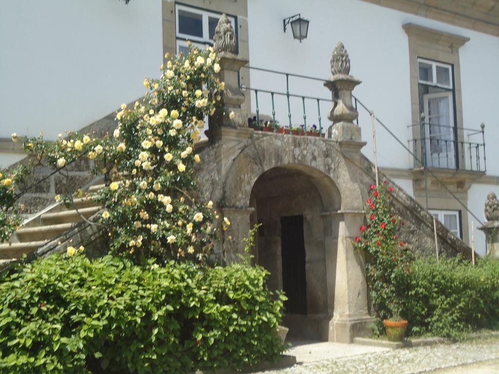 Casa Dos Pombais Bed & Breakfast Guimarães Exterior photo